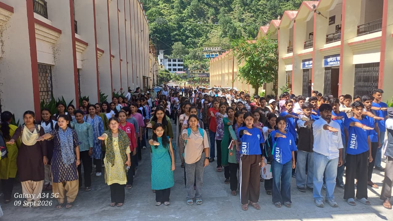 छात्र-छात्राओं ने ली हिमालय बचाने की शपथ